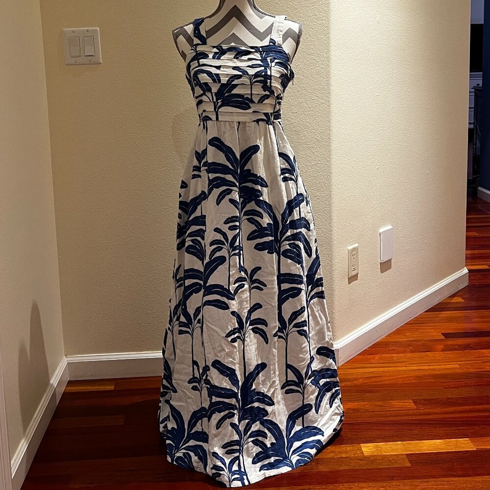 Tahari - Tropical Print Maxi Dress / Size 4